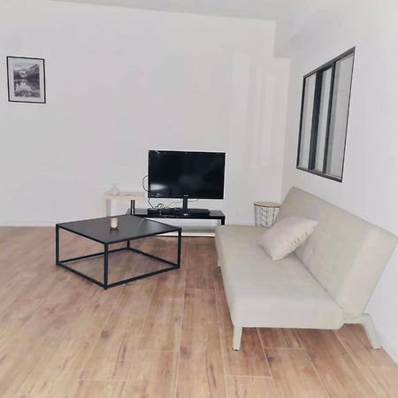 Logements 6 Pers A 15 Minutes D Angers Corné Exterior foto