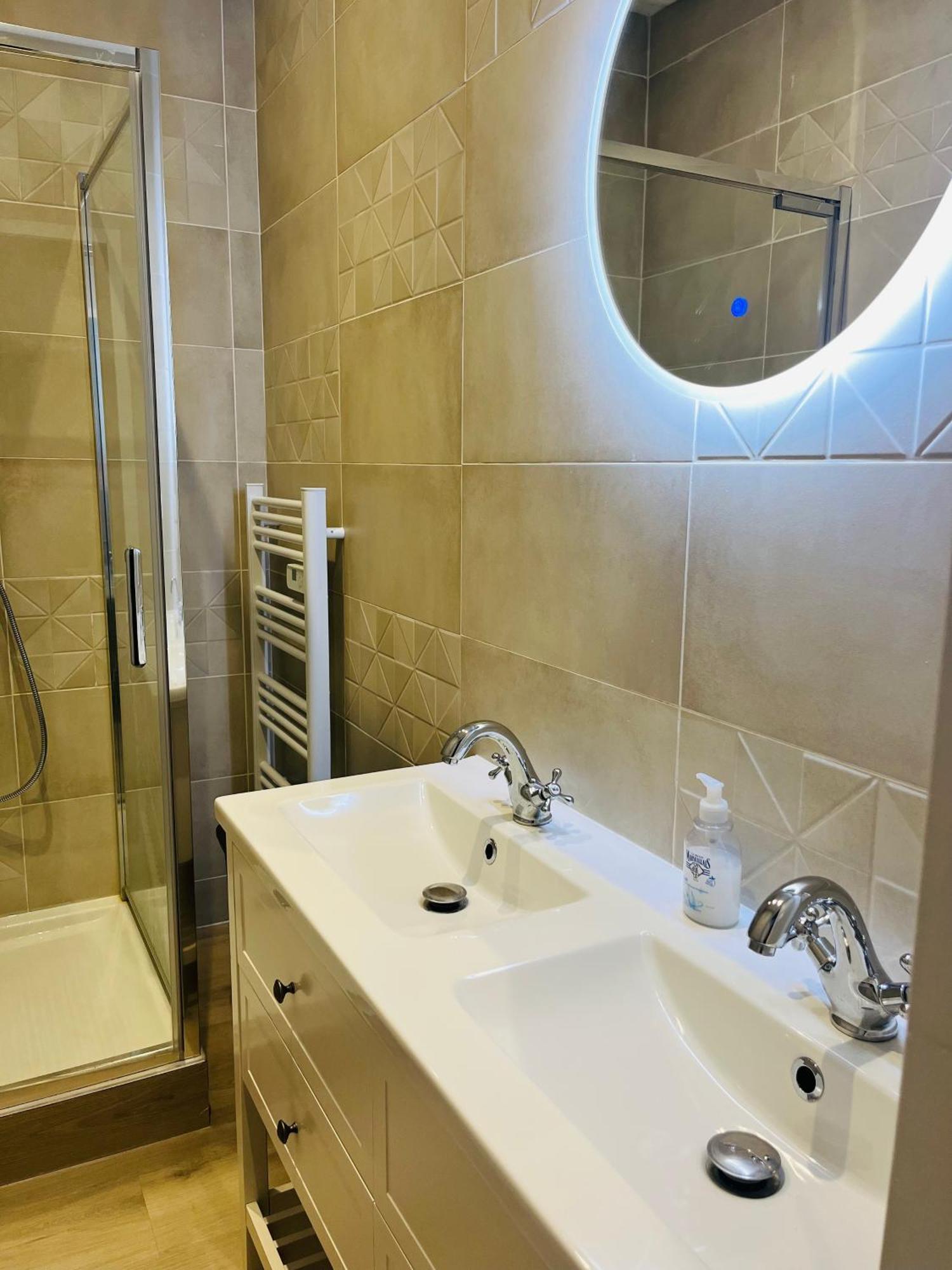 Logements 6 Pers A 15 Minutes D Angers Corné Exterior foto
